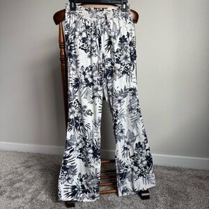 Sound & Style Linen Blend Floral Wide Leg Pants Women’s M